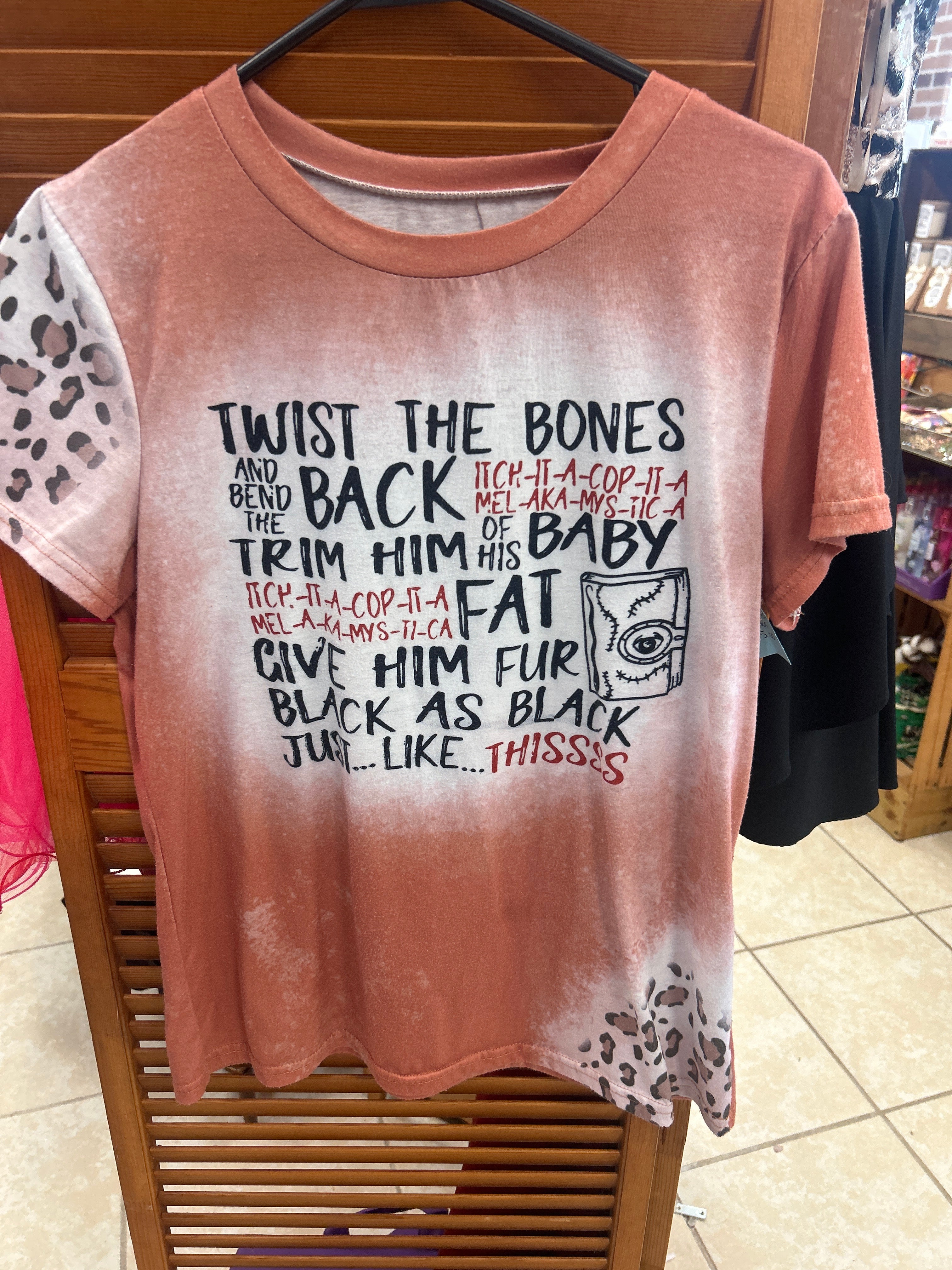 Hocus Pocus Tee MEDIUM