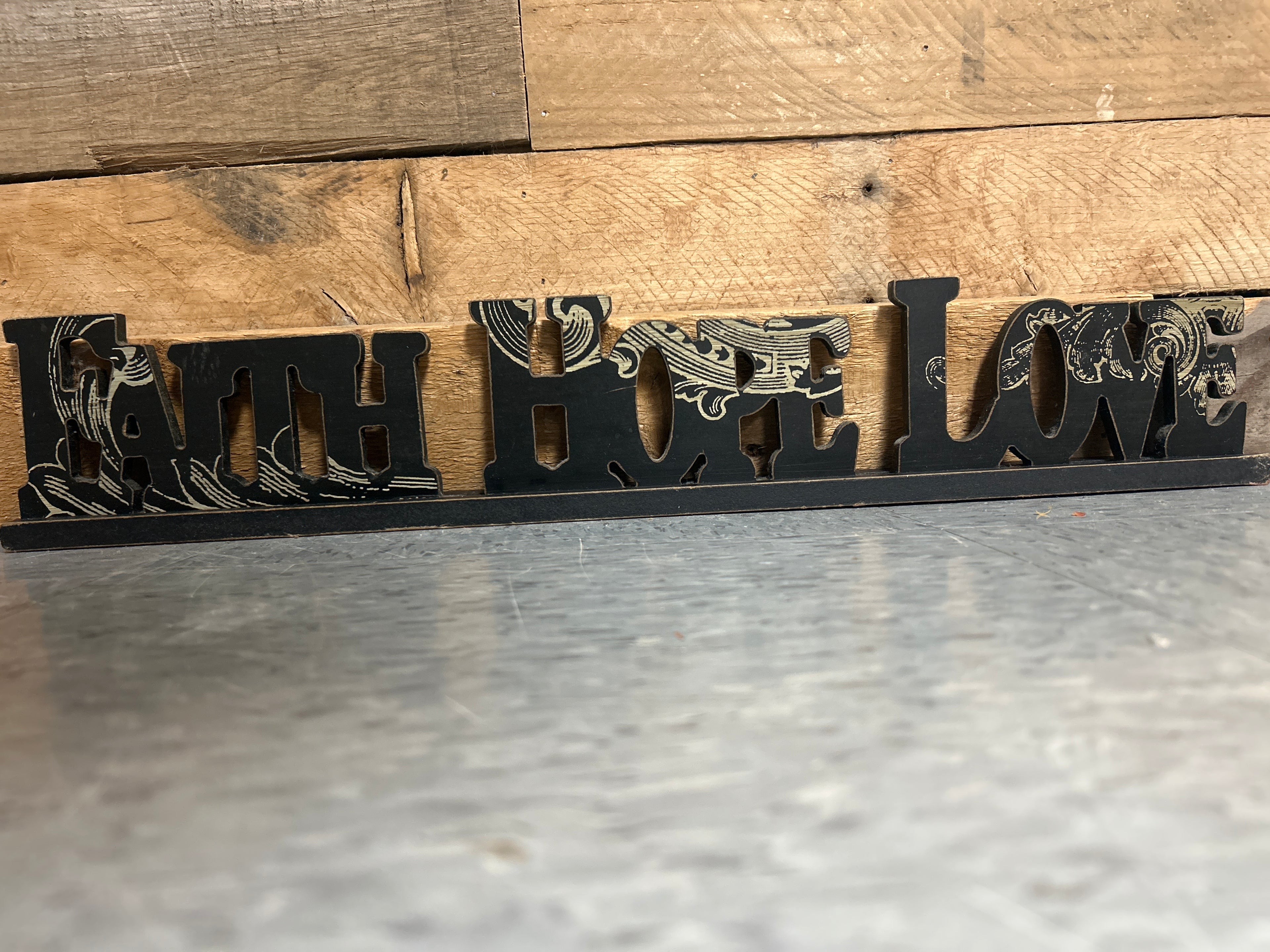Faith Hope Love decor