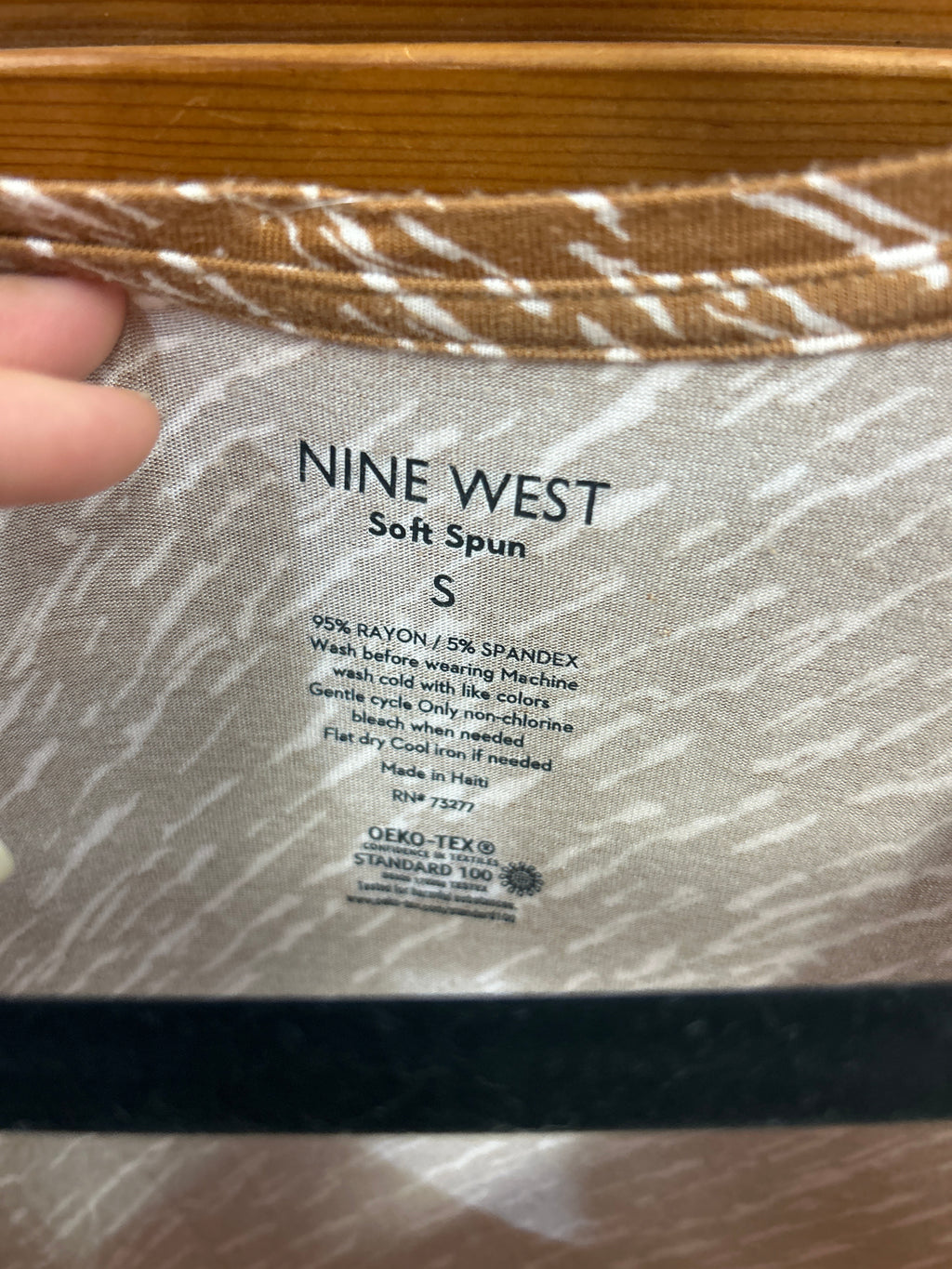 Nine West Soft Spun V-neck t-shirt Small