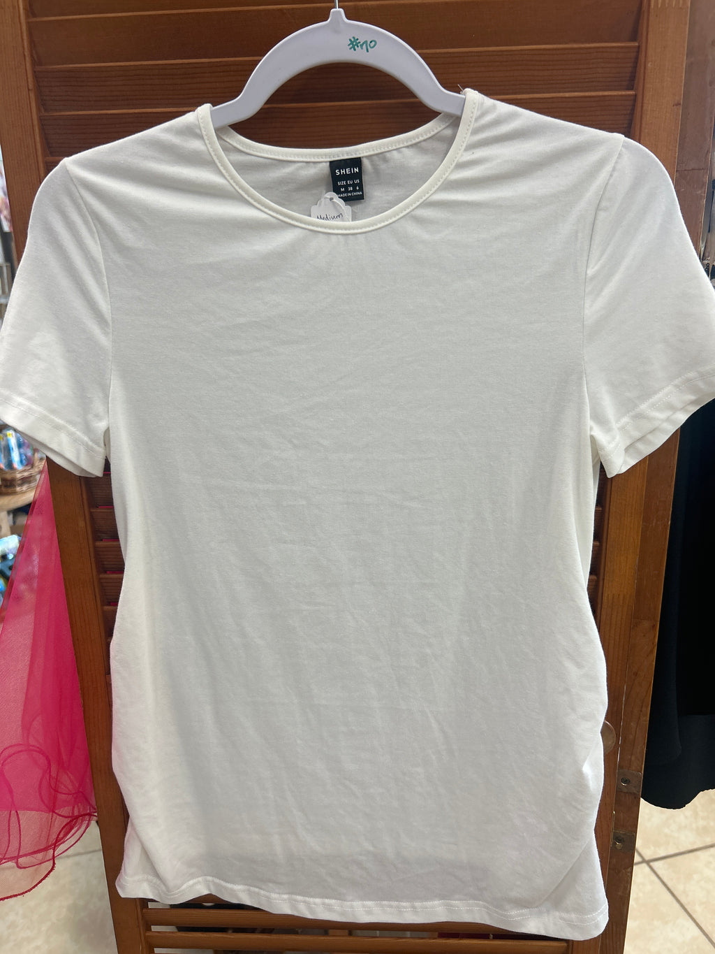 SHEIN tee MEDIUM