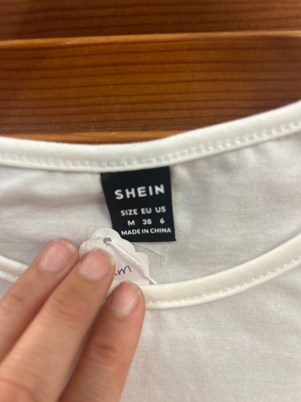 SHEIN tee MEDIUM