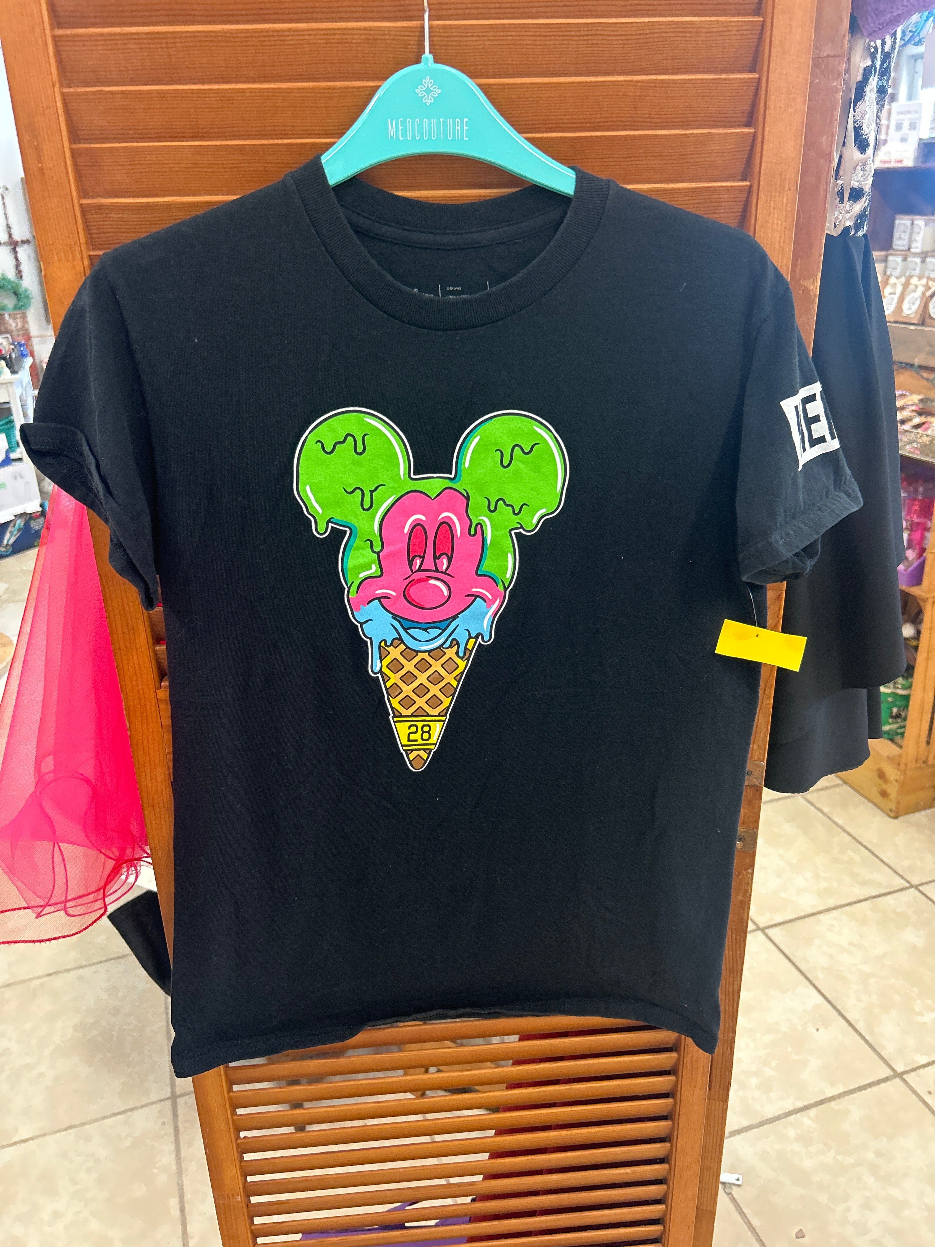 Disney by Neff Mickey Mouse Ice Cream Cone T-shirt Small