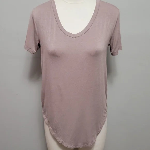 Marlow taupe premium sustainable neutral basic contemporary vneck tee size small