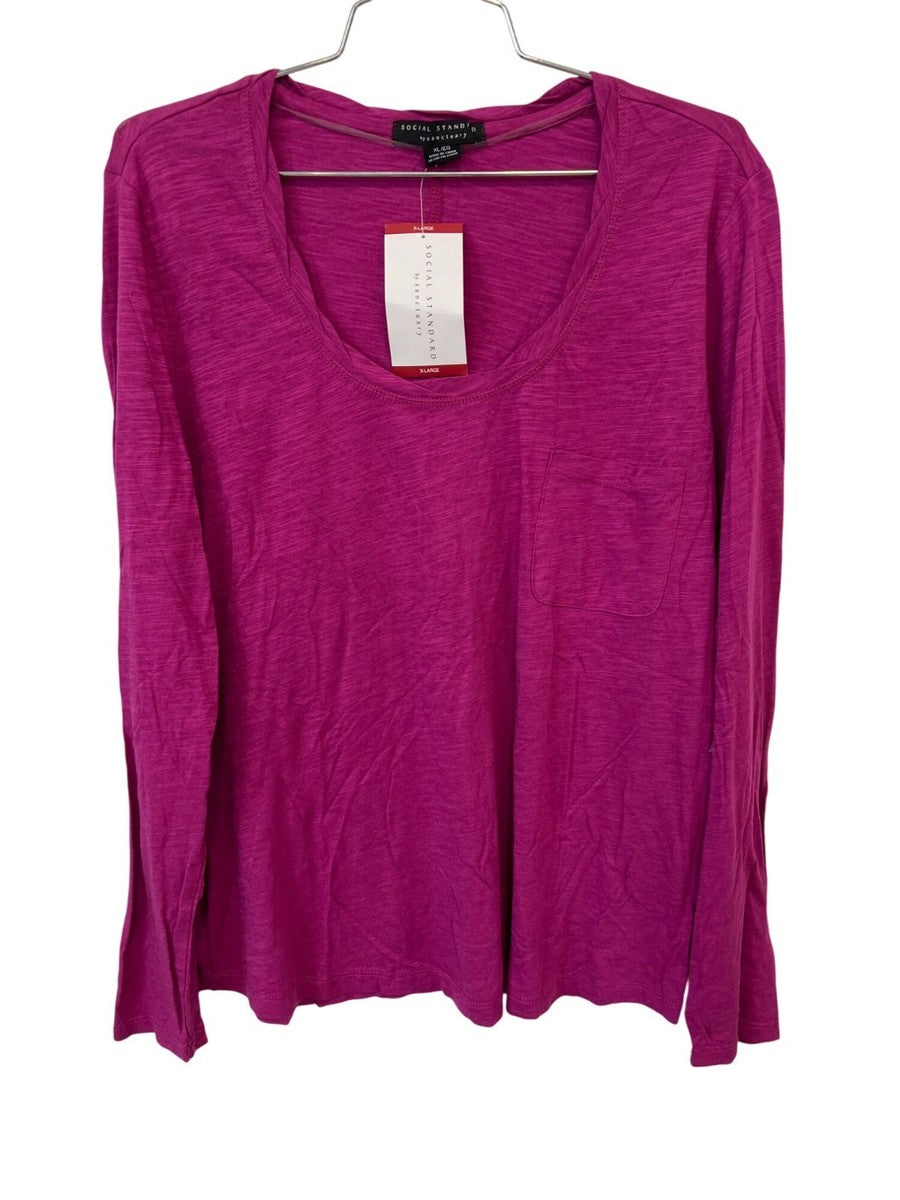 Social Standard Long Sleeve NEW MEDIUM